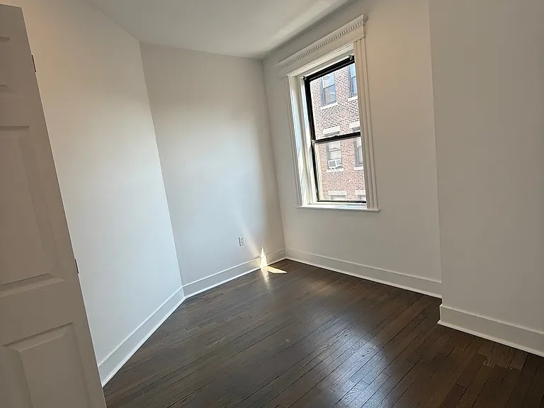 11 Queensberry St #32L — Photo 8