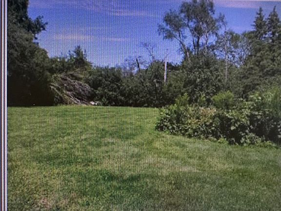 2nd image of 33 Circle Dr