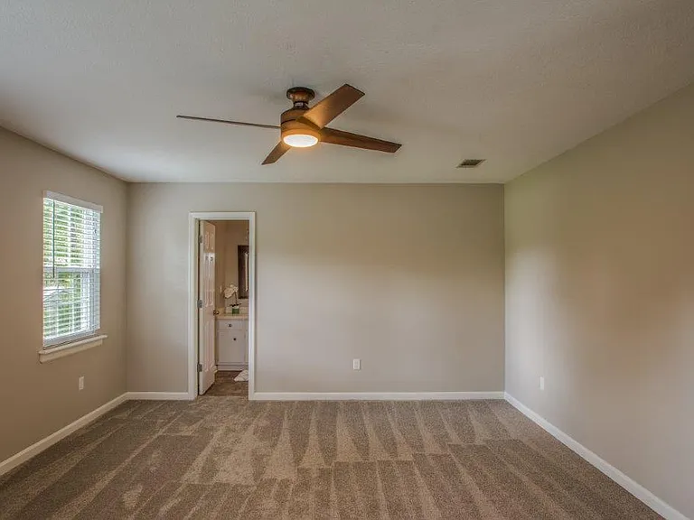 124 Moss Creek Dr — Photo 21