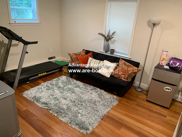 260 Salem St #2 — Photo 12