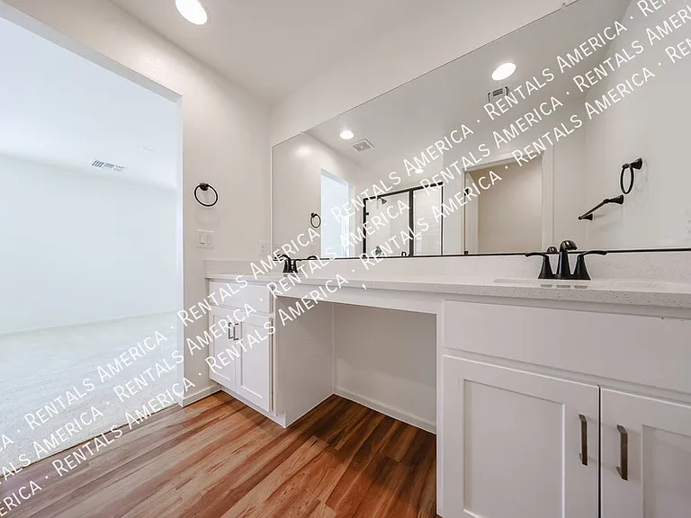 16875 N 12th St #33 — Photo 45
