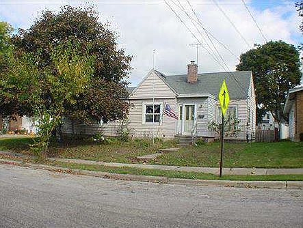 2nd image of 1822 Blandford Ave SW