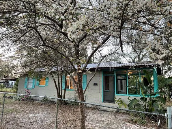 2506 Carr St, Palatka, FL 32177