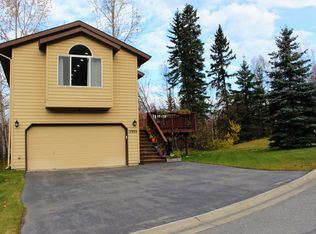 17933 Chardonnay Cir, Eagle River, AK 99577
