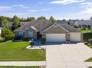 12810 Crystal Creek Pkwy, Fort Wayne, IN 46845