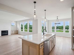 10385 Shadyview Ln N, Maple Grove, MN 55311