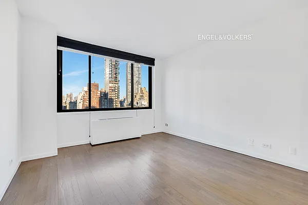 Rented by Engel & Völkers New York City | media 13