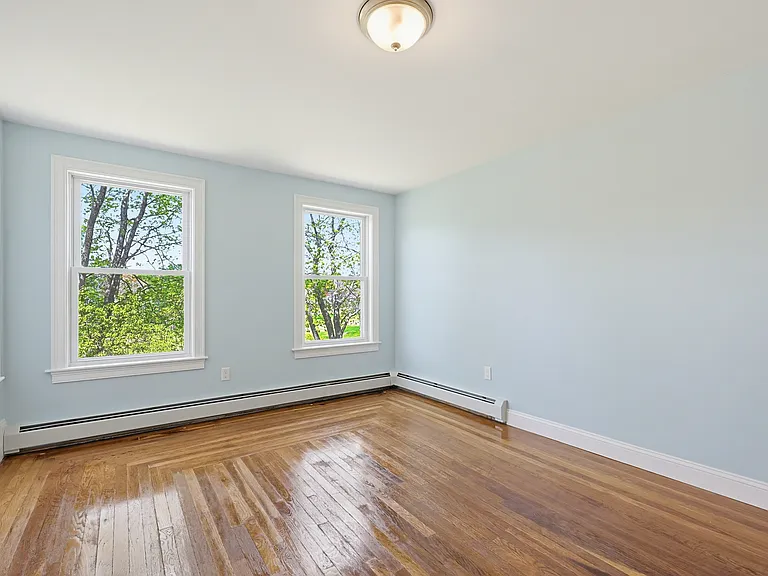 251 Lake St #1 — Photo 26