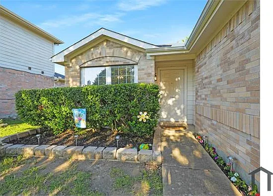 1109 Post Oak Trl — Photo 9