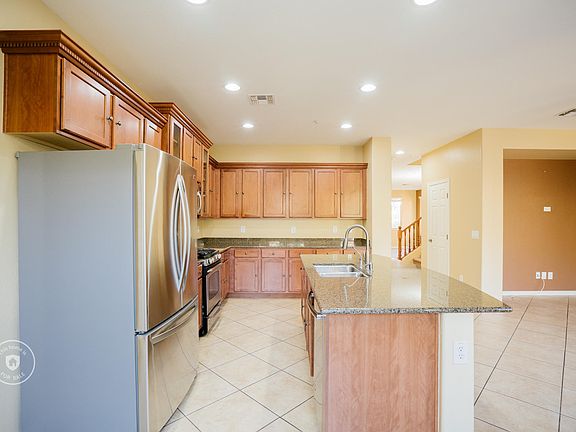 4th image of 30287 N 71st Ave