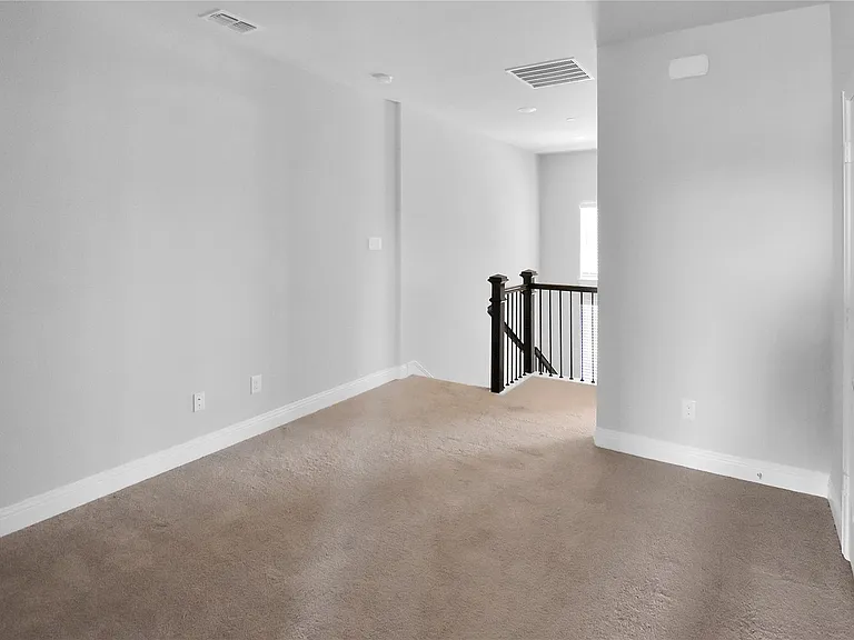 6162 Blythe Dr — Photo 6