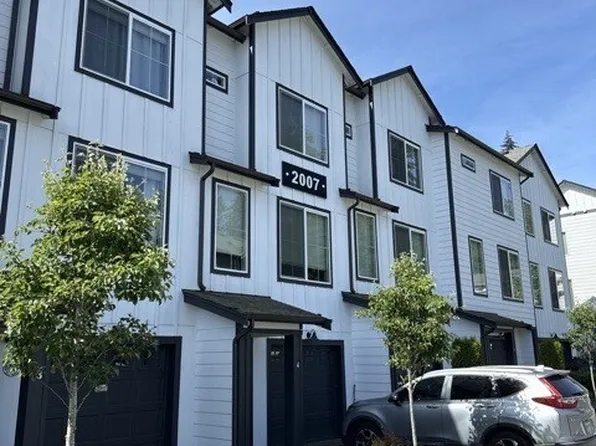 2007 101st Avenue SE #2, Lake Stevens, WA 98258