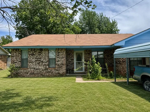607 SE 4th St, Anadarko, OK 73005