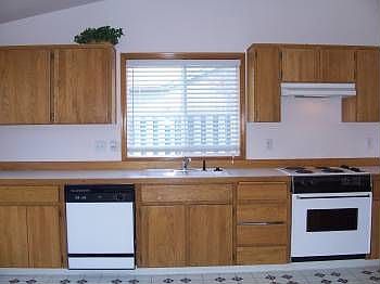 5th image of 6802 SE Moscato Ct