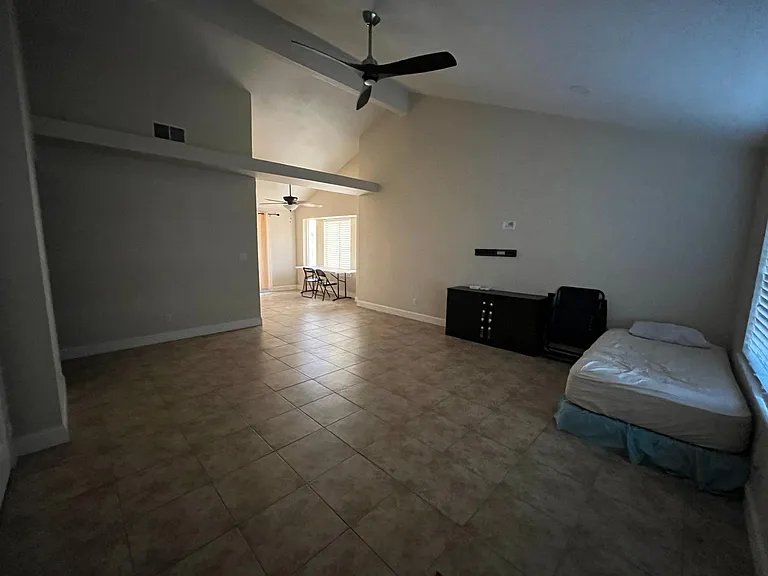 1615 E Solar Ave — Photo 9