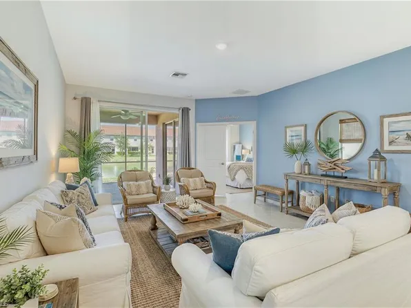 2567 Vine Ave, Naples, FL 34120