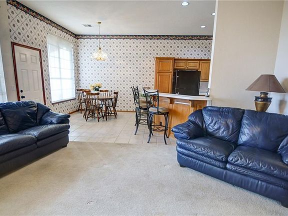 5th image of 3008 NE 129th St