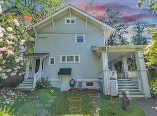 2712 SW Patton Rd, Portland, OR 97201