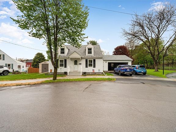 2nd image of 5 Columbia Cir