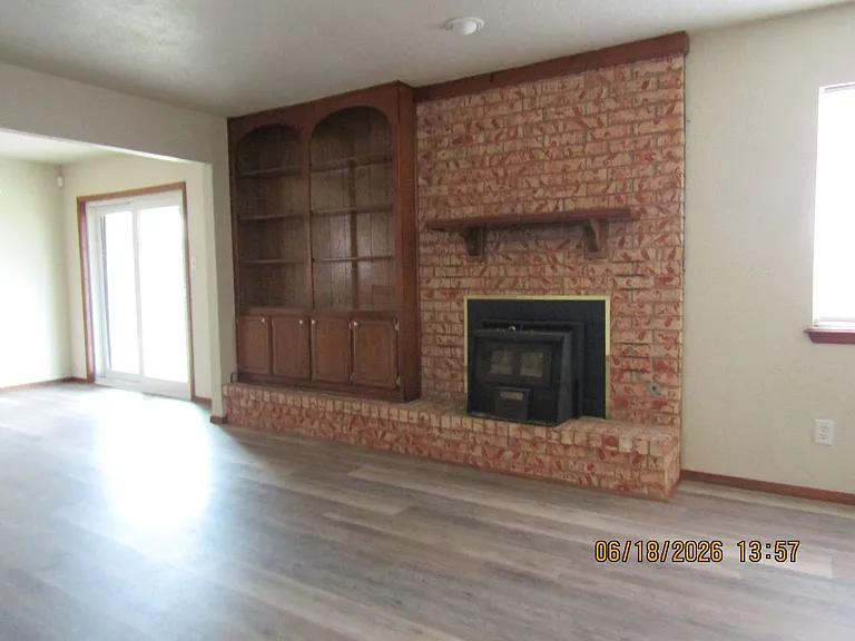 7505 NW Welco Ave — Photo 32
