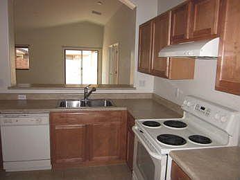 3rd image of 4127 E Lushfield Dr