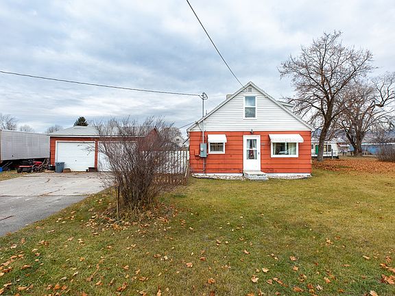 2nd image of 2608 Laurie Dr