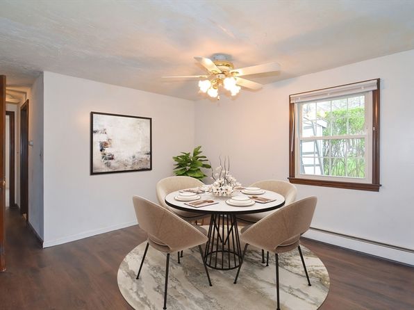 3 Gedeon Ave, Sturbridge, MA 01566