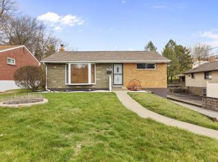 5225 Ranchview Dr, Pittsburgh, PA 15236