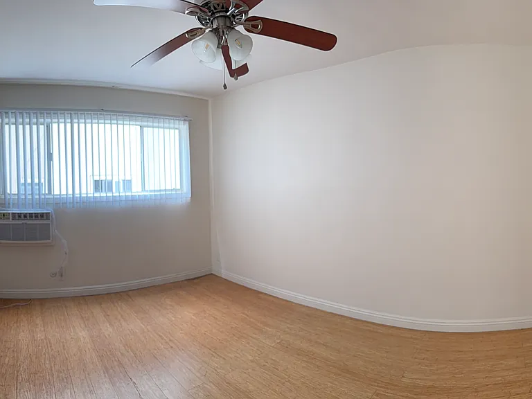 942 N Gardner St #102 — Photo 9