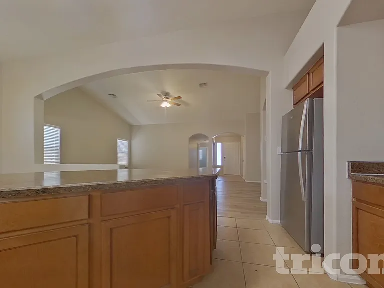 10368 W Atlantis Way — Photo 6