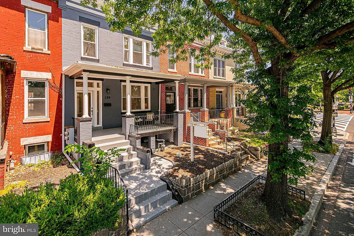 1 bed, 700 sqft, $1,800 — Photo 1
