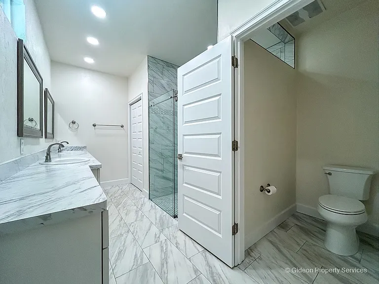 4460 NW 19th St — Photo 19