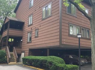 32 Marina Ky #32, Secaucus, NJ 07094
