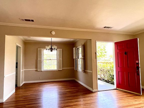 4th image of 1855 Sharon Pl