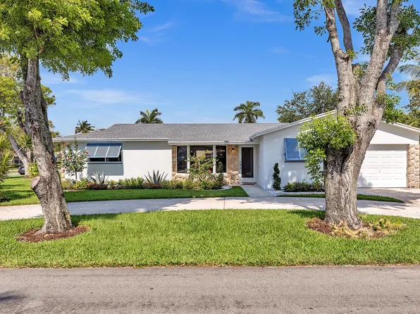 179 SE 27th Avenue, Boynton Beach, FL 33435