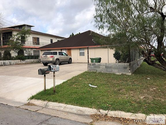 3rd image of 6195 Bowie Dr