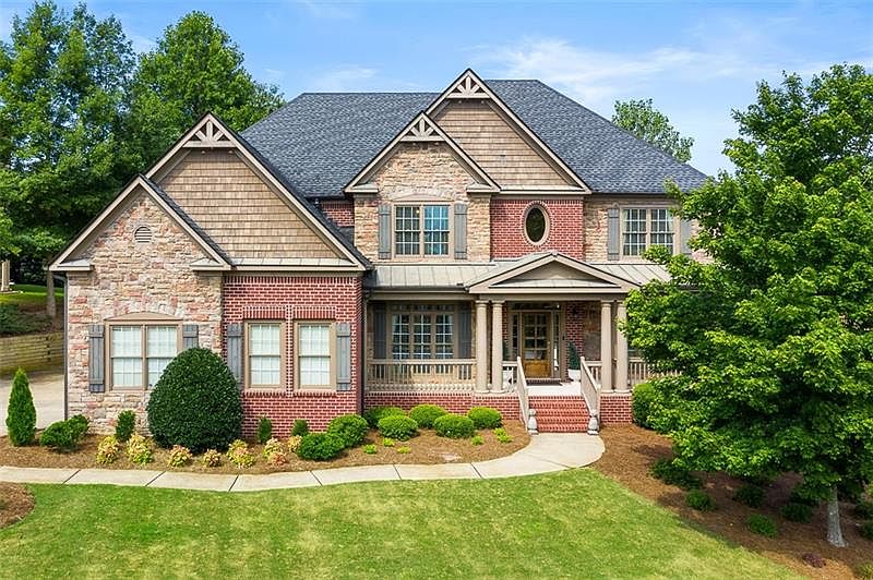 1st image of 407 Olde Heritage Cir