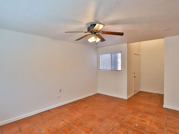 5th image of 4633 W Continental Dr