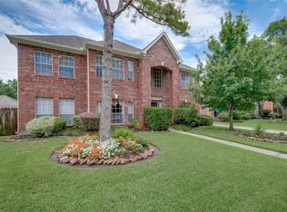 10910 Spruce Knoll Cir, Houston, TX 77065