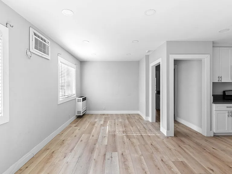 7137 Greeley St #4 — Photo 4