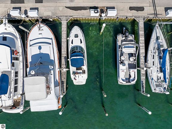 3rd image of 12755 S Marina Village Dr