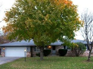 2188 Winchester Dr, Beloit, WI 53511