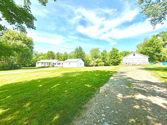 4th image of 610 Silvers Mills Road
