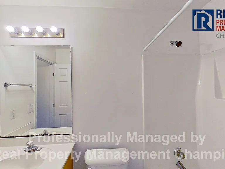 4252 Sunglow Dr — Photo 15