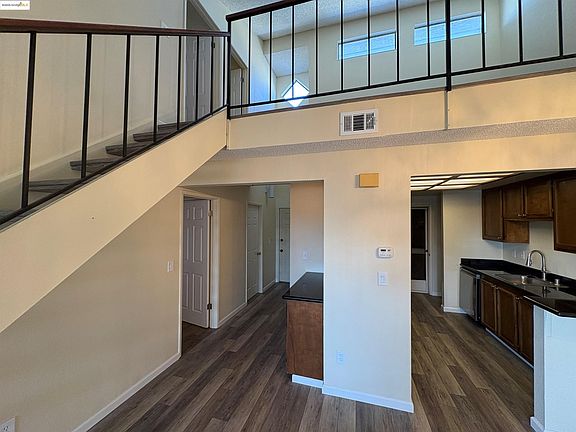 4th image of 5854 Yawl St
