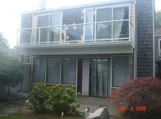 608 N Hayden Bay Dr, Portland, OR