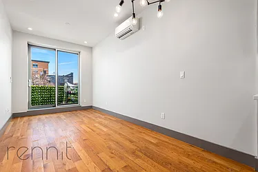 Rented by Rennit Inc.