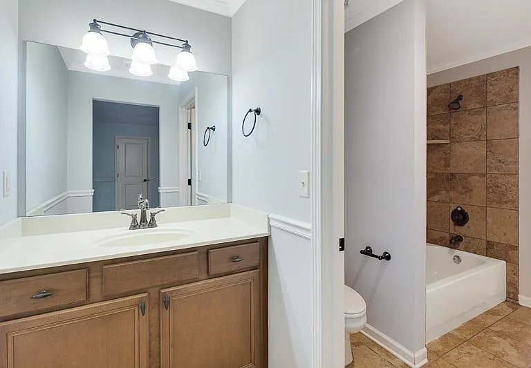 10227 Matwood Oak Dr — Photo 31