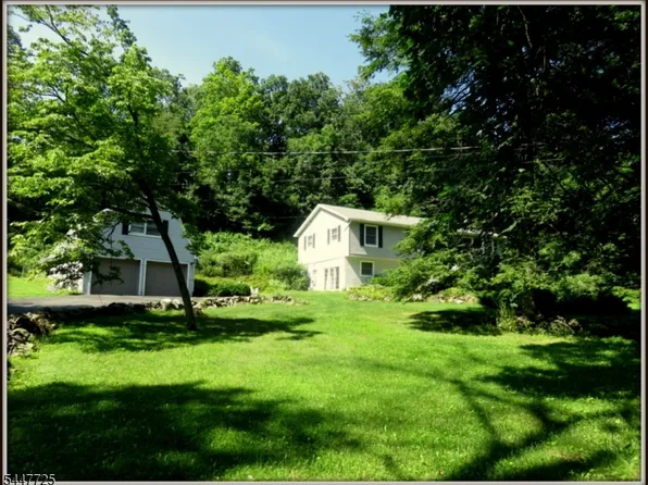 903 Dove Island Rd, Stillwater Twp., NJ 07860