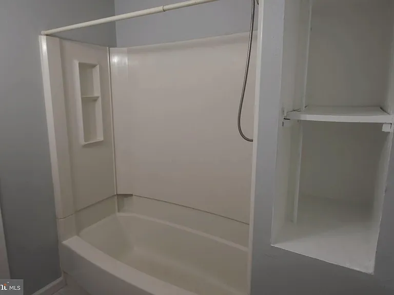 515 Stahr Rd #2C — Photo 10